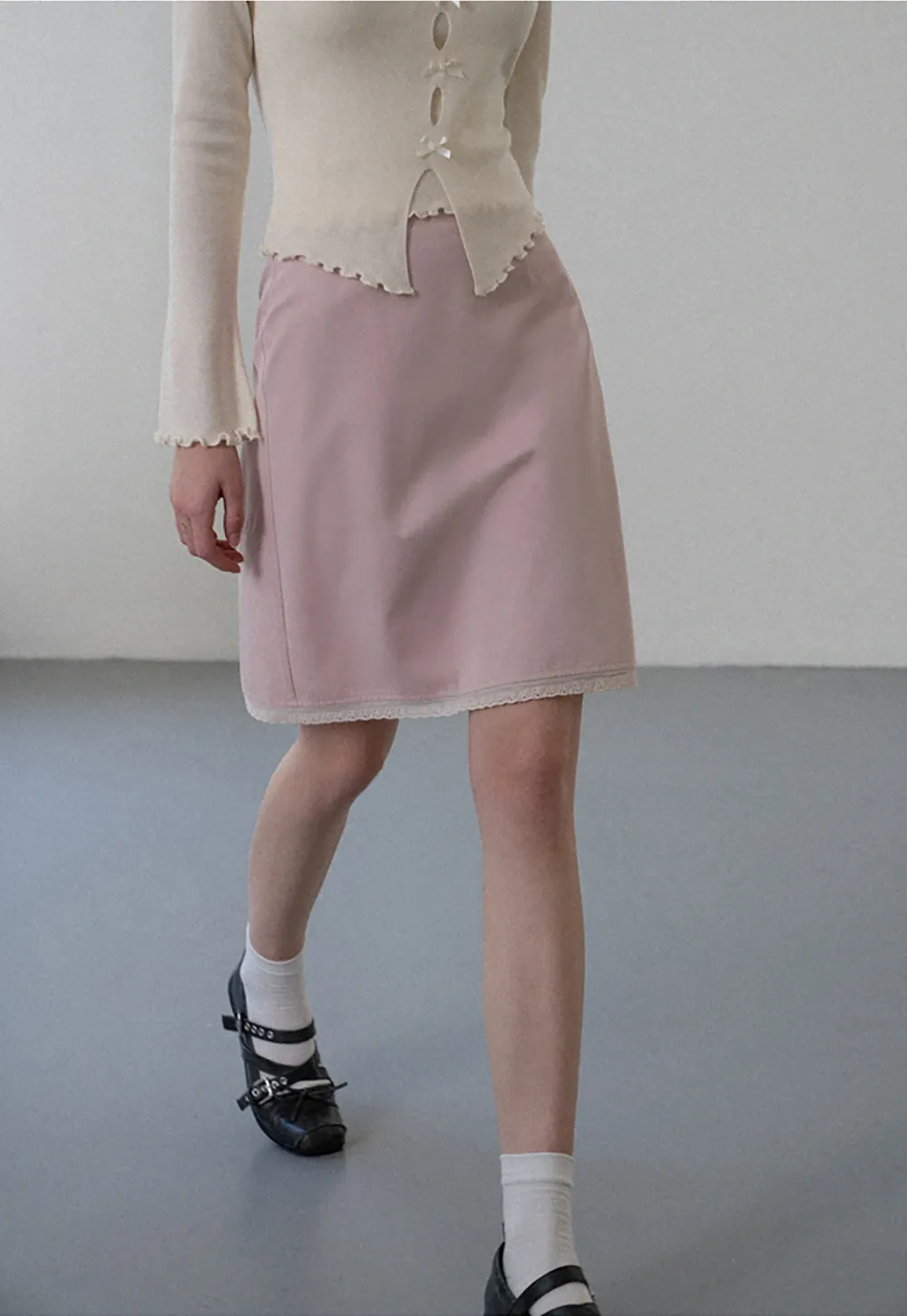 Women's Plaid A-Line Skirt with Lace Trim