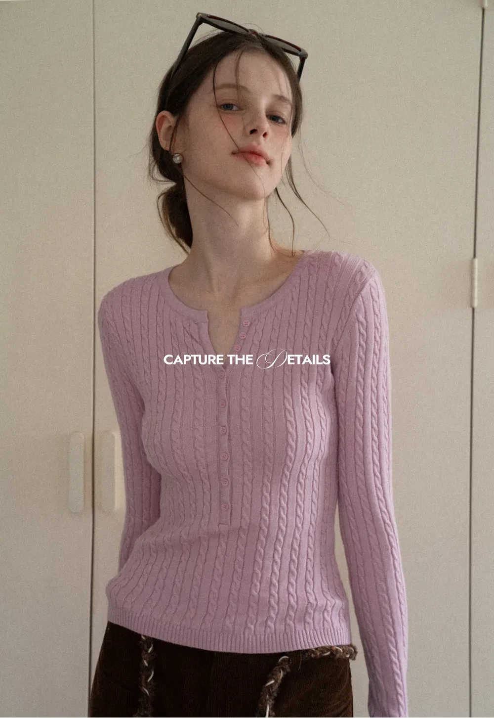 Womens Ribbed Knit Long Sleeve V- Neck Knit Top