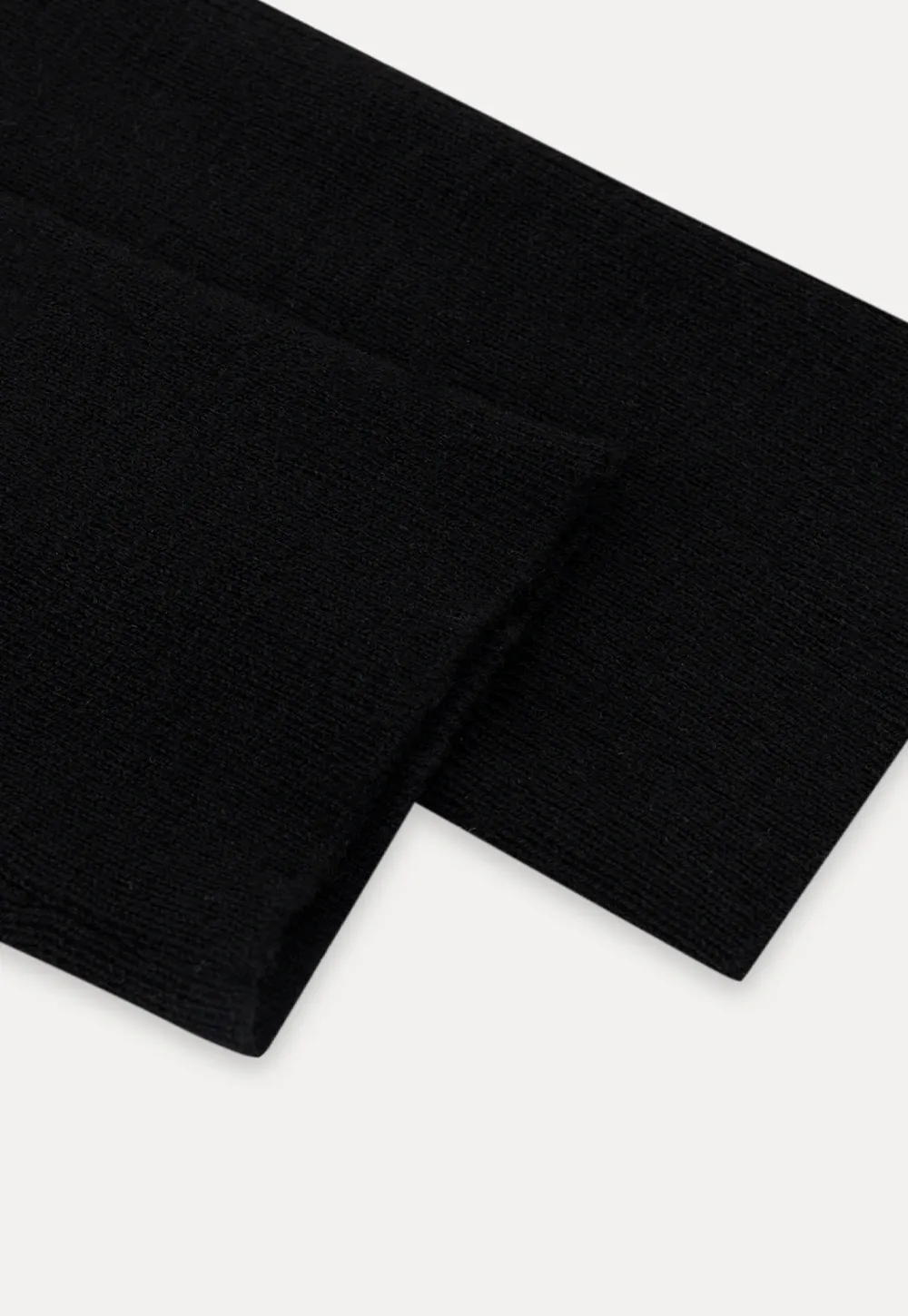 Embroidered Round Neck Wool Knit Top