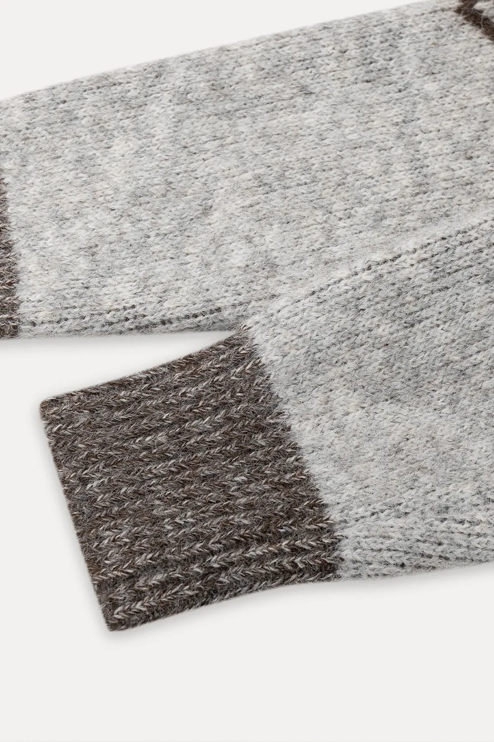 Vintage-Inspired Fair Isle Turtleneck Knit Sweater