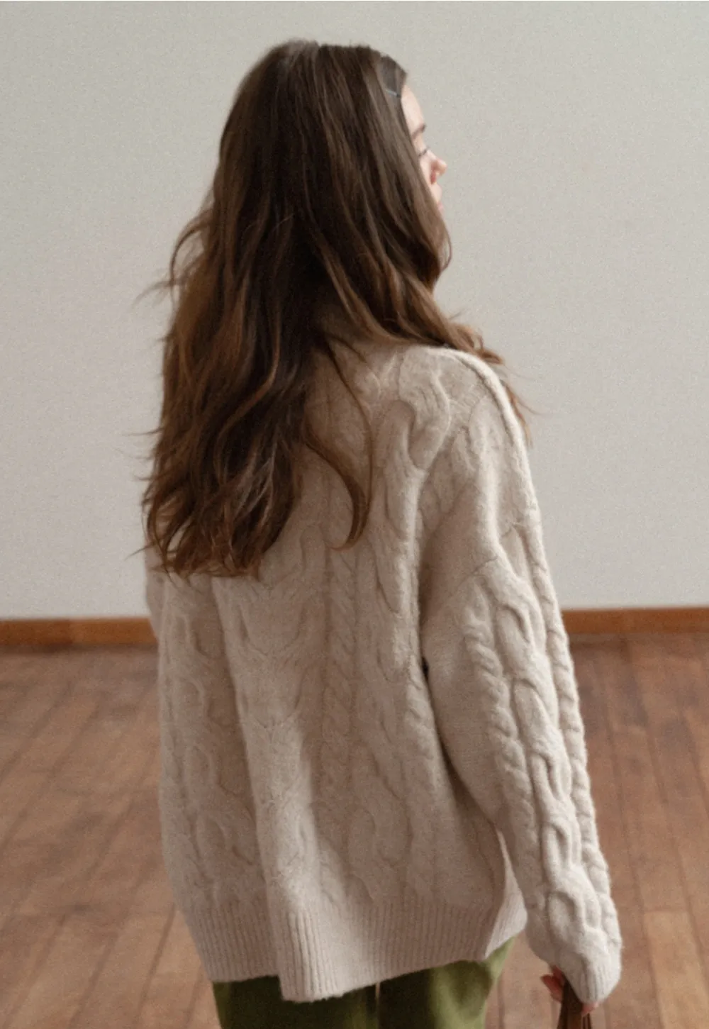 Women Cozy Cable Knit Cardigan with Zipper