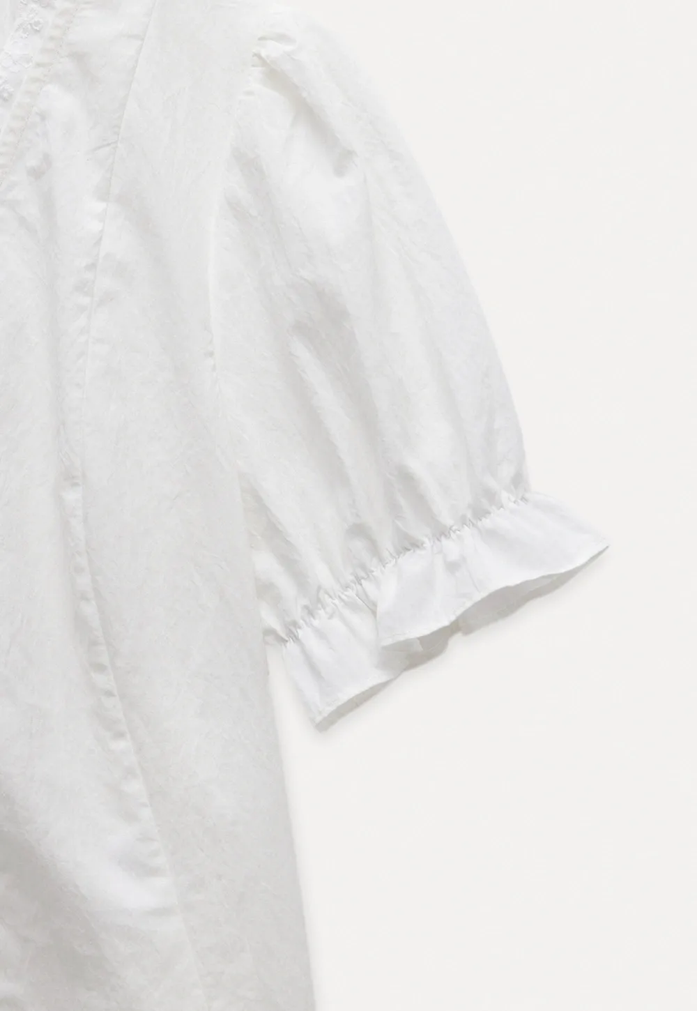 Eyelet Trim Puff Sleeve Tie-Front Blouse