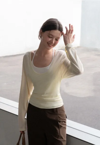 Women Scoop Neck Long Sleeve Basic Layering Top