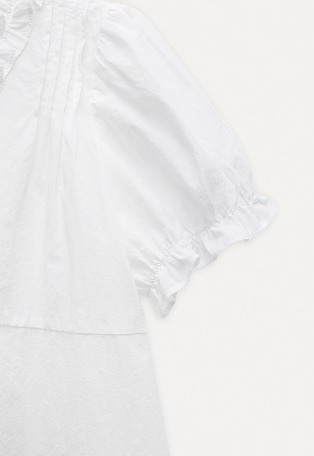 Women's Ruffle Trim Puff Sleeve Blouse