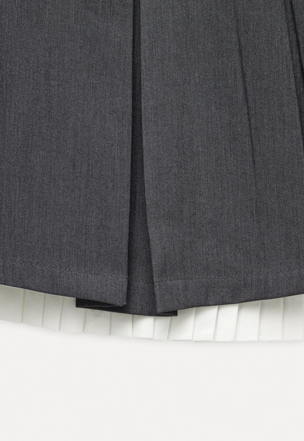 Pleated Layered Skirt Shorts with Belt