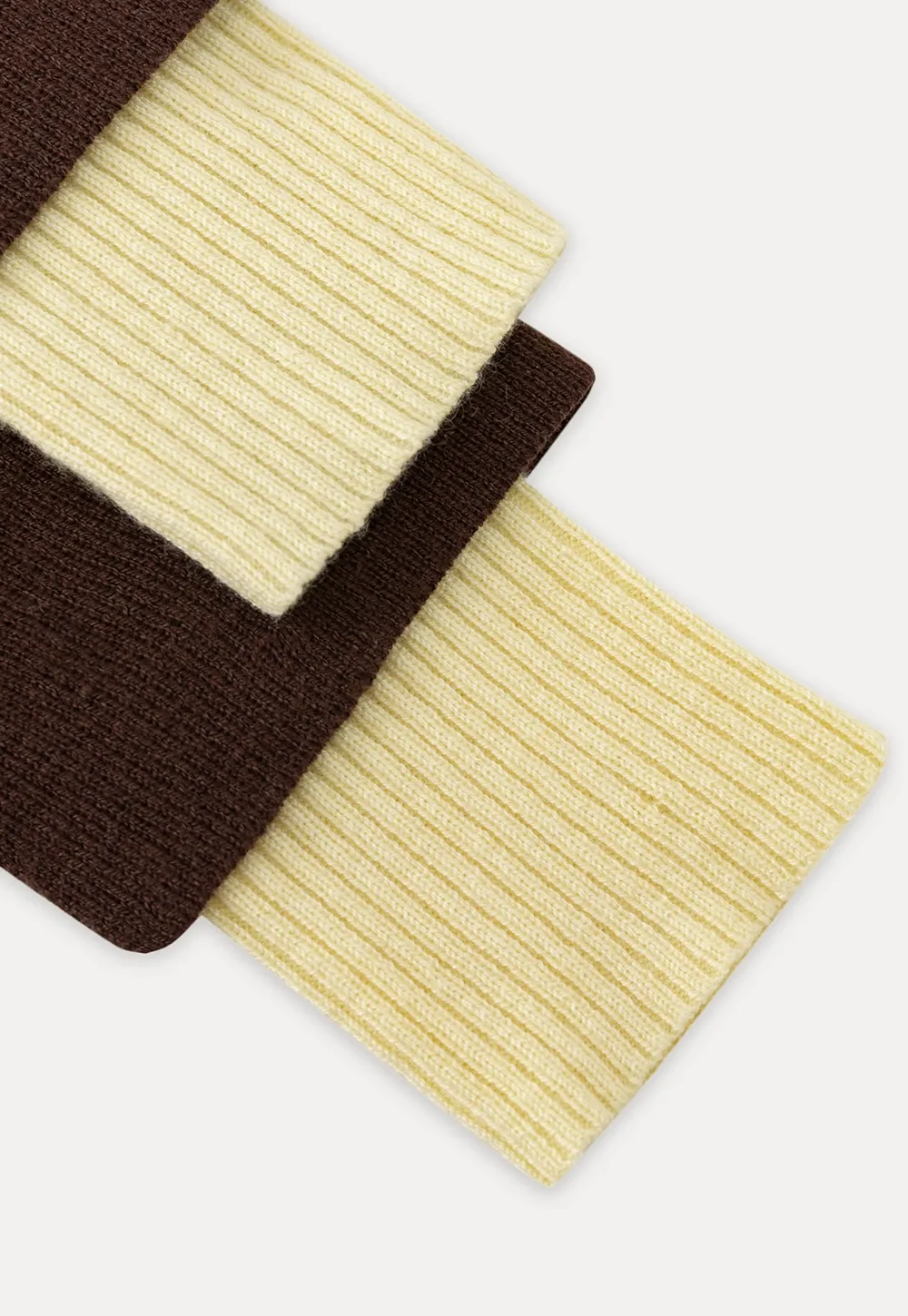 Casual Brown Turtleneck Sweater with Yellow Cuffs