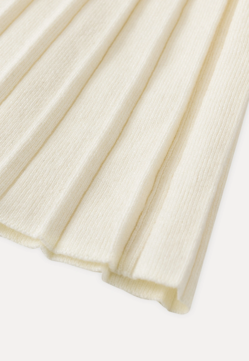 Women Elegant Pleated Skirt and Sweater Set