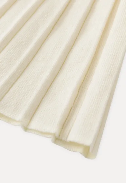 Women Elegant Pleated Skirt and Sweater Set