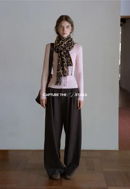 Womens Mock Neck Knit Top