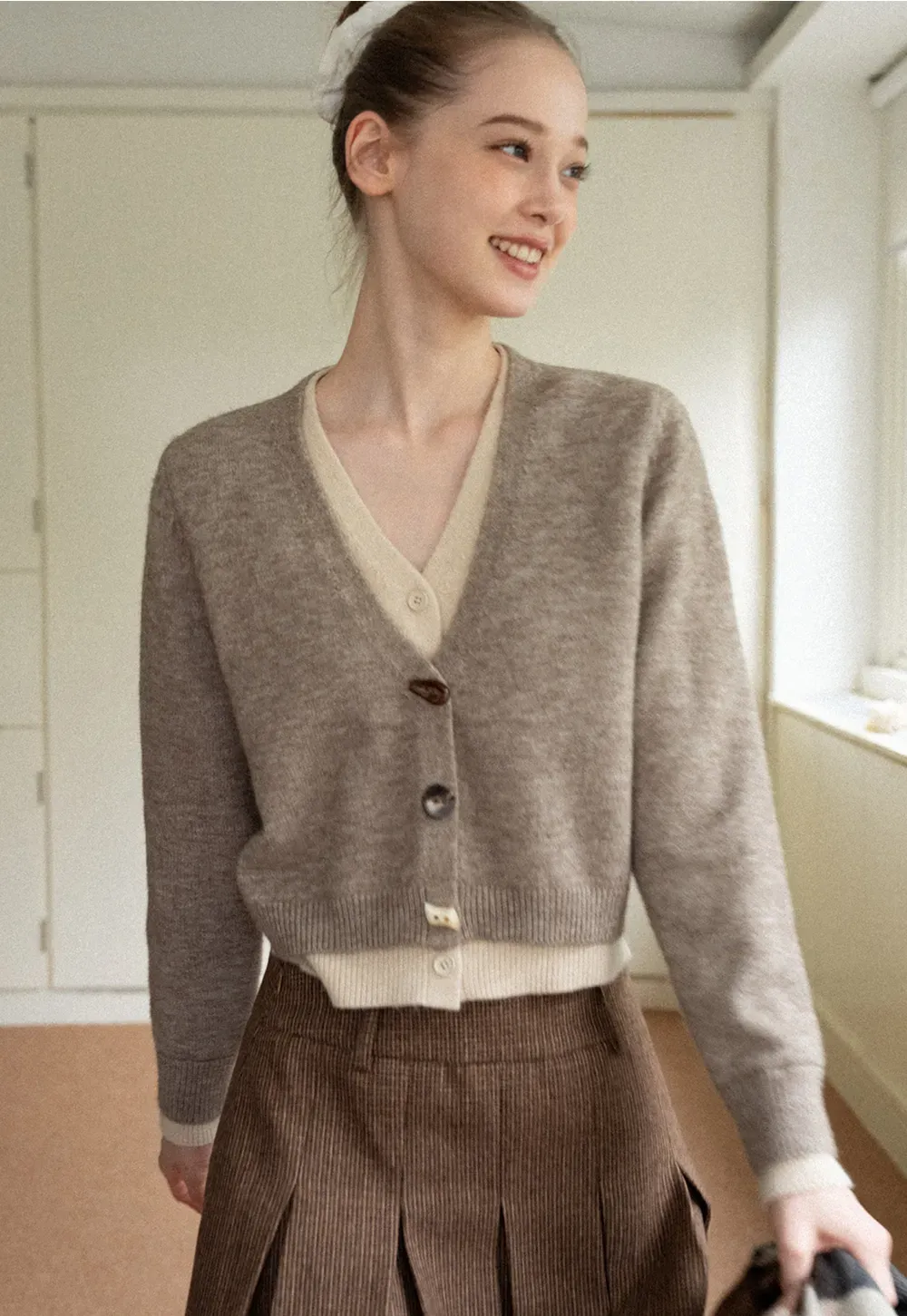 Contrast Trim Button-Up Knit Cardigan