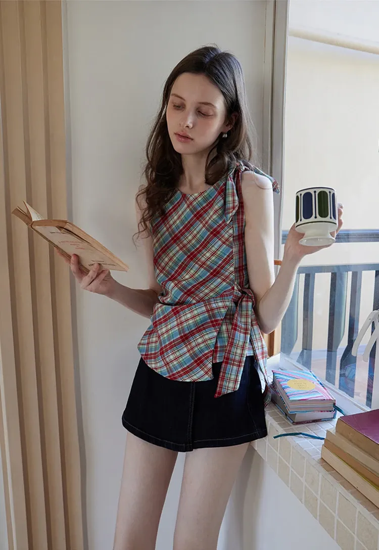 Plaid Sleeveless Top with Side Tie