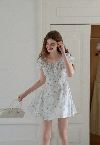 Square Neck Puff Sleeve Daisy Print Dress