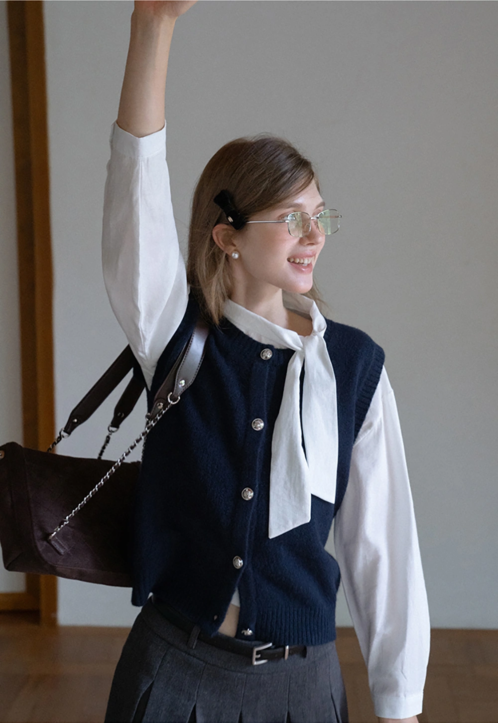 Women’s Tie Neck Long Sleeve Blouse