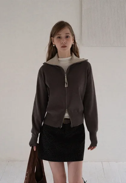 Women’s Zip-Up Knit Cardigan with High Collar