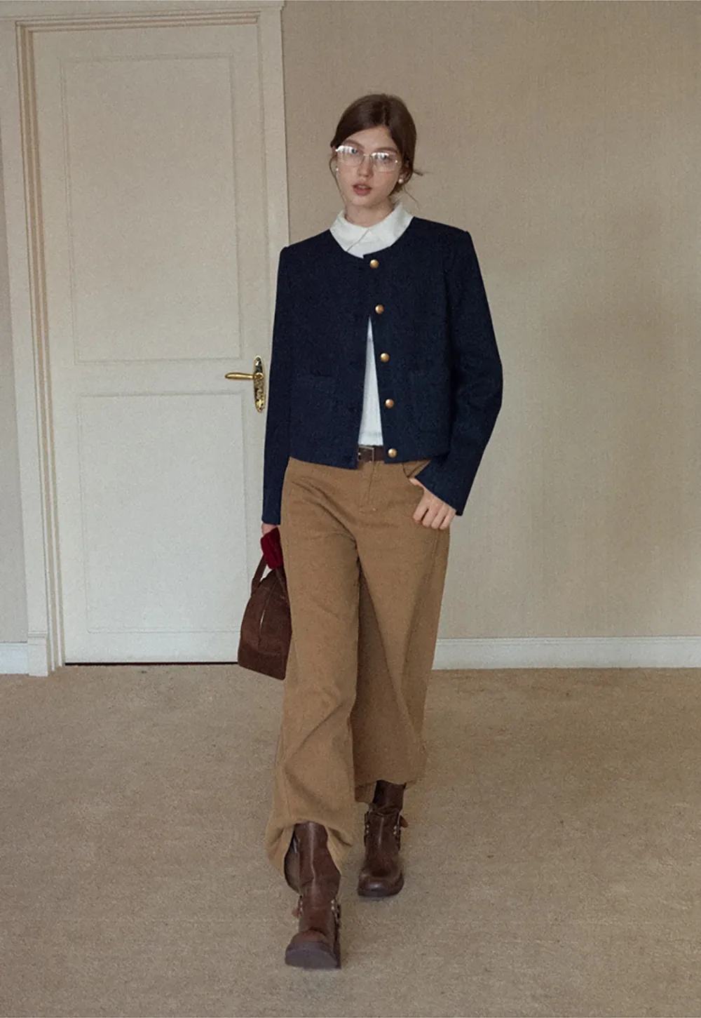 Elegant Jacket with Button and Pocket Detail