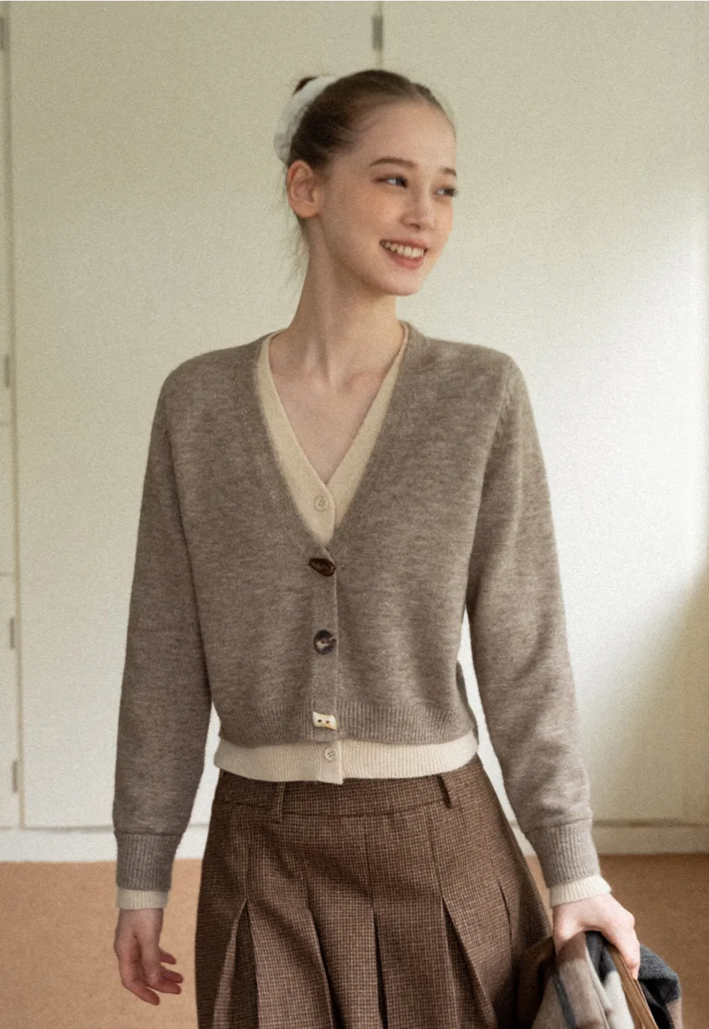 Contrast Trim Button-Up Knit Cardigan