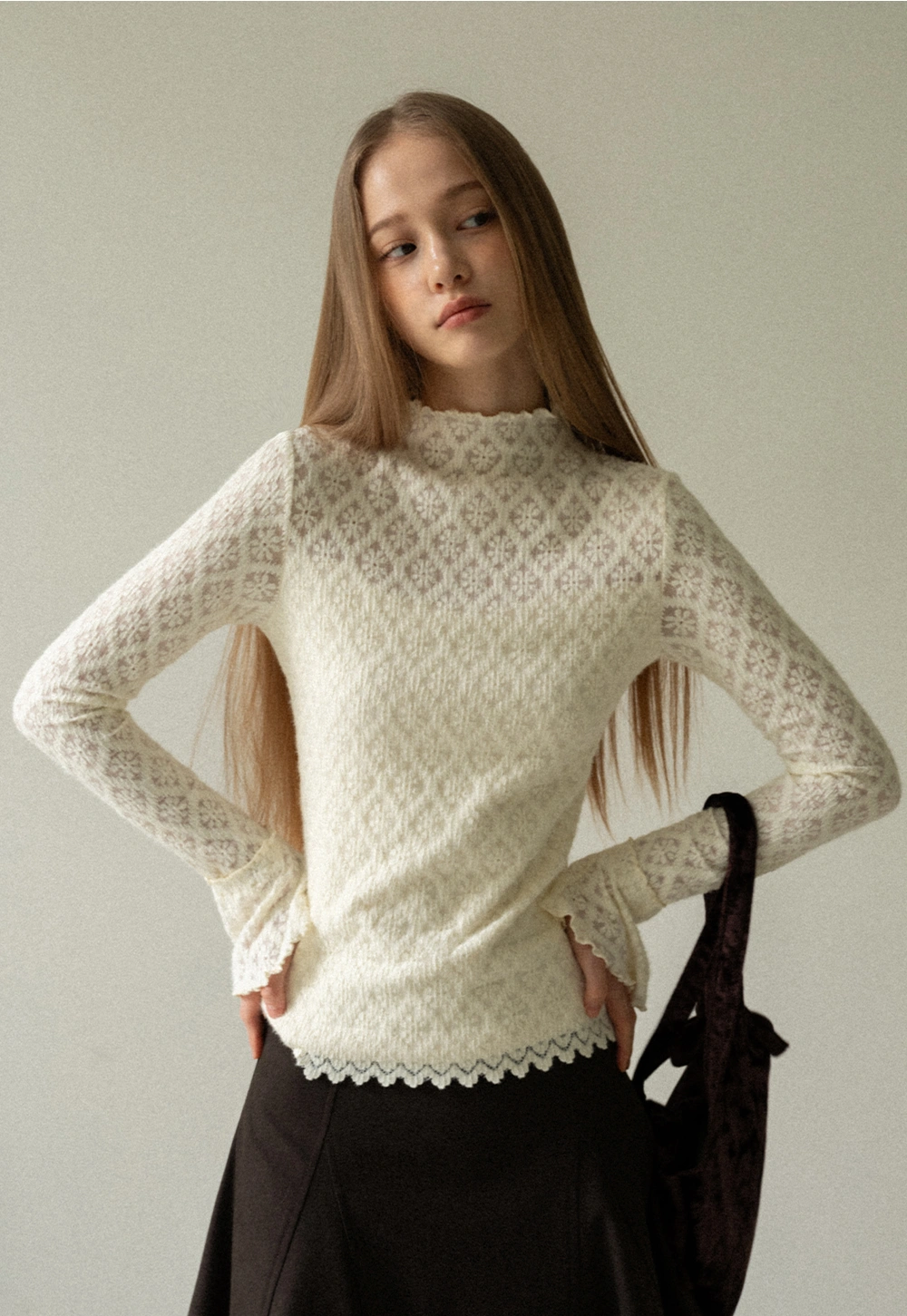 Elegant White Floral Lace Knit Long Sleeve Blouse