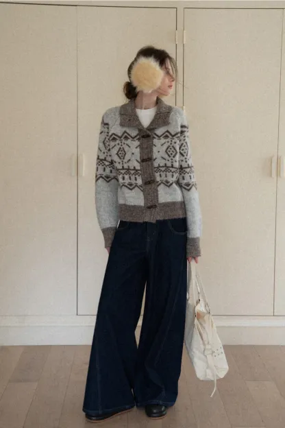 Vintage-Inspired Fair Isle Turtleneck Knit Sweater