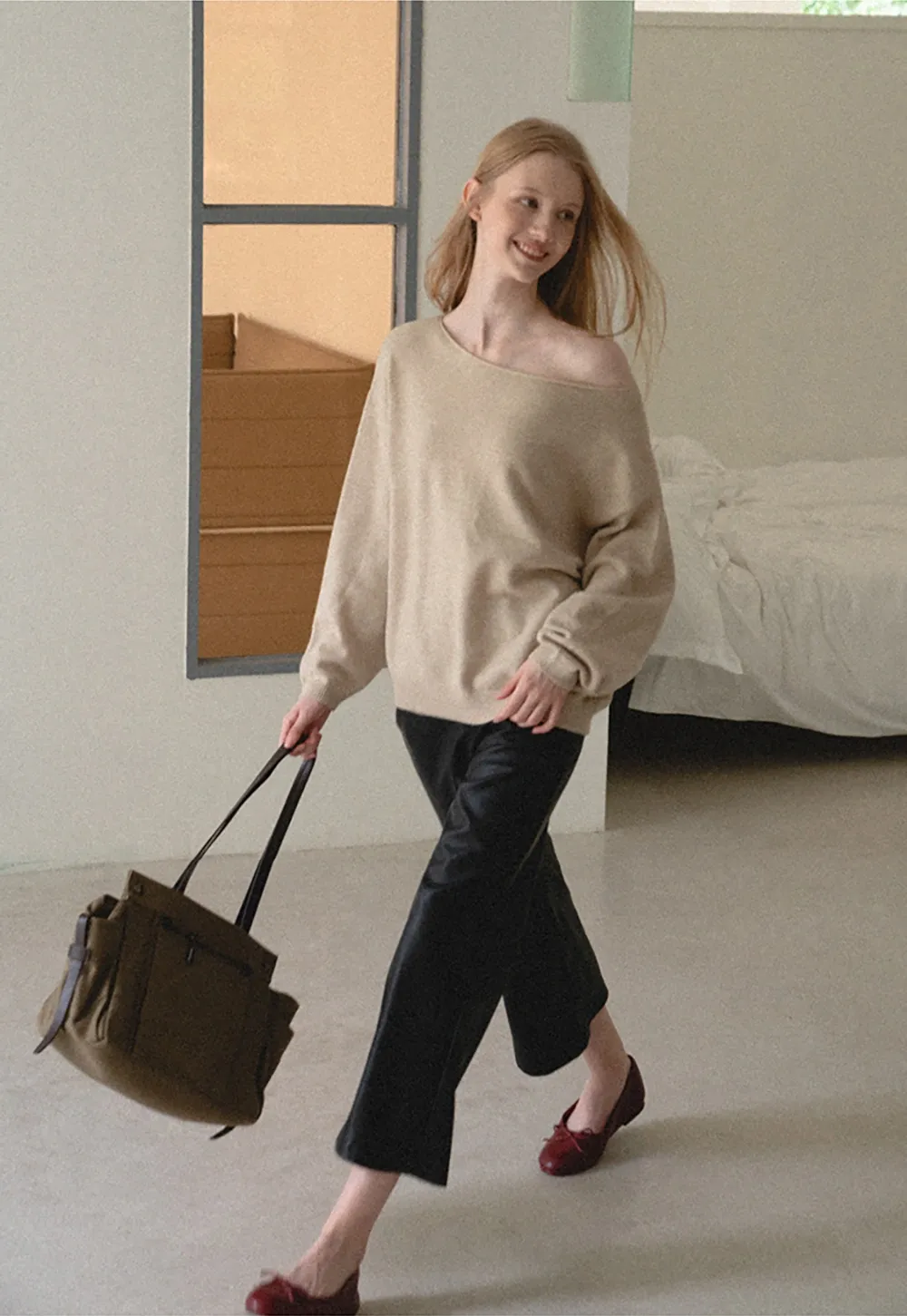 Pleated Wide Leg Leatherette Casual Pants