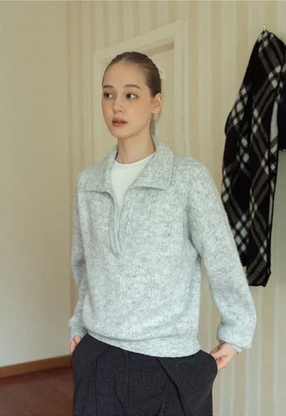 Cozy Half-Zip Sweater with Ribbed Details for Women