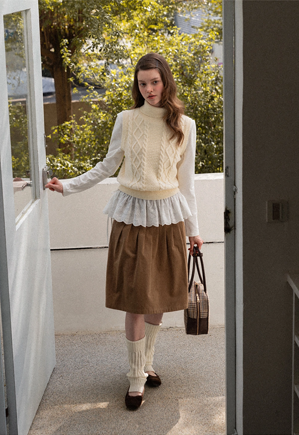 Elegant High-Waisted Pleated Skirt