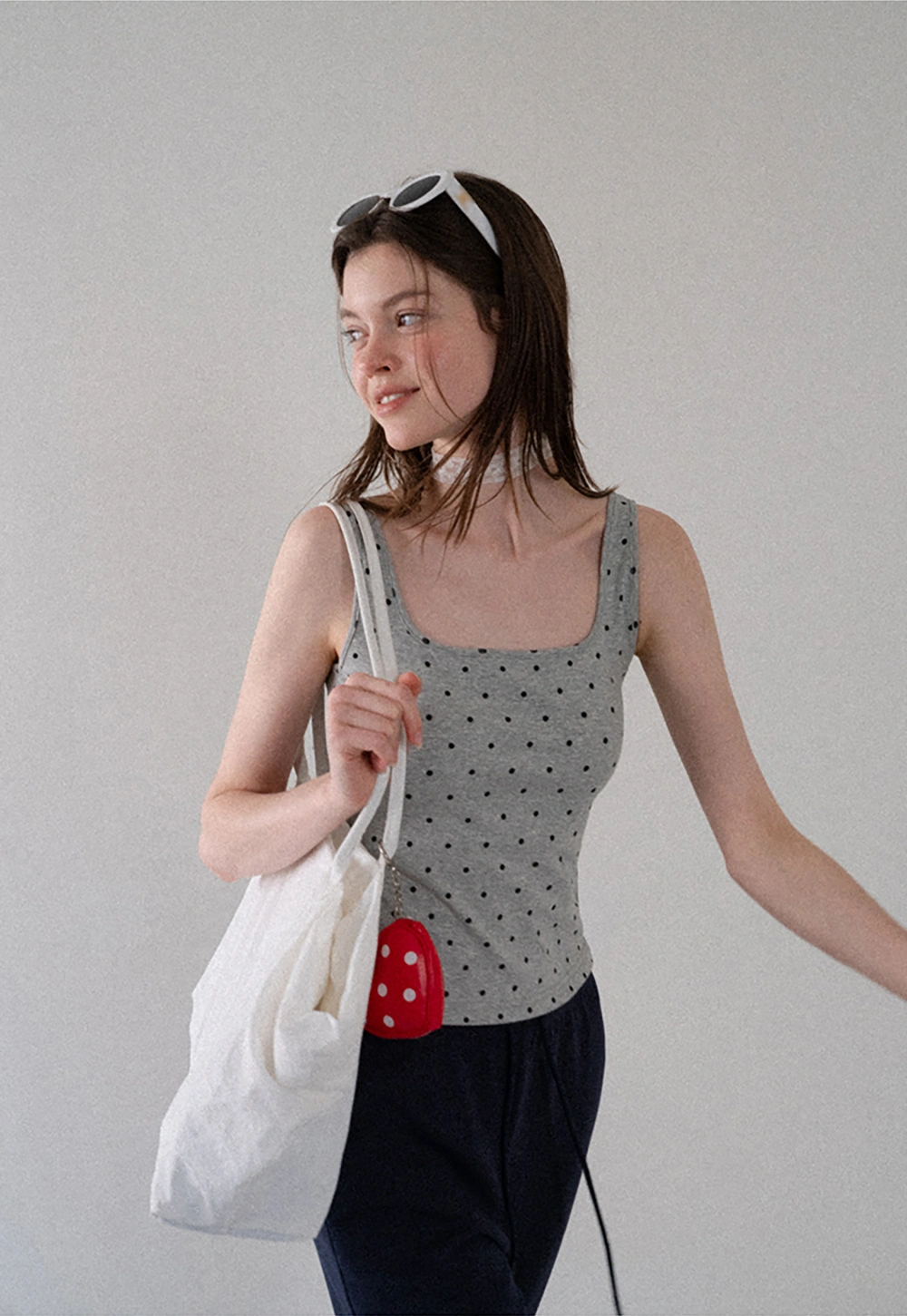 Freizeithose mit hohem Bund und Kordelzug, ausgestelltem Bein