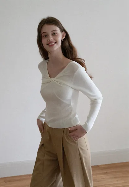 Women V Neck Twist Front Long Sleeve Knit Top