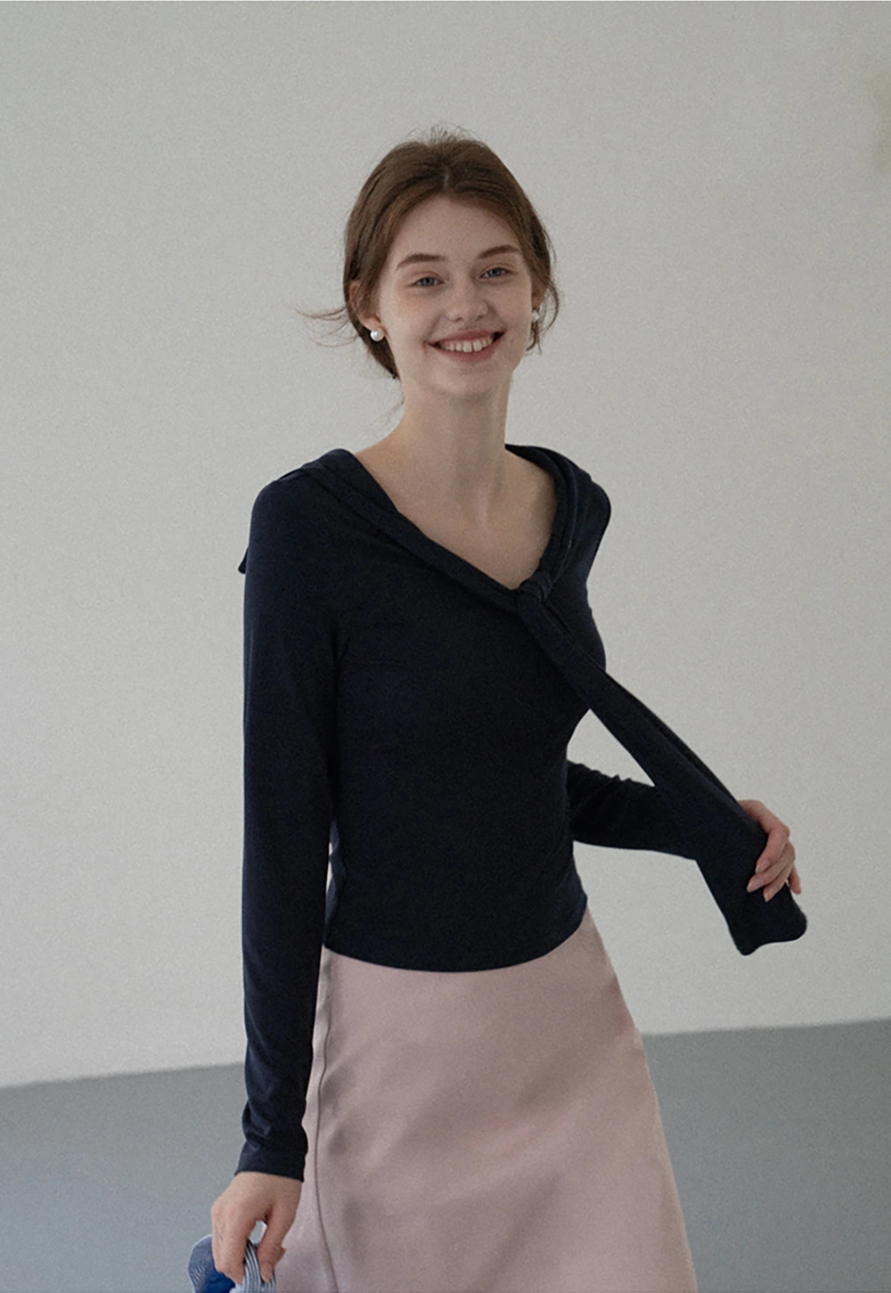 Off-shoulder Tie-detail Long Sleeve Knit Top