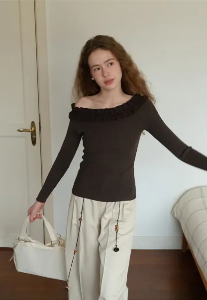 Wide-Leg Pants with Beaded Tassel Detail