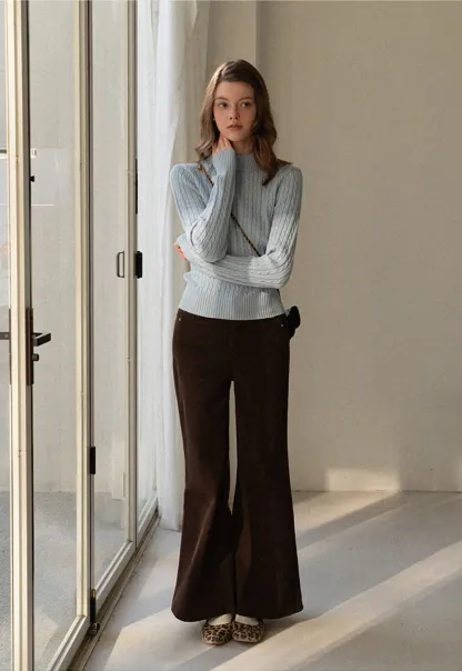 Soft Cotton Wide-Leg Pants with Button Detail