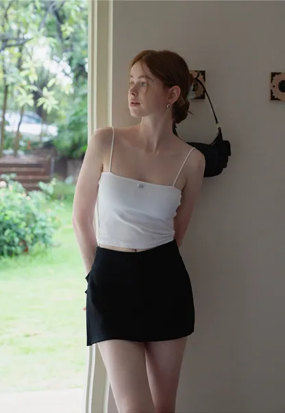 Women’s Basic Spaghetti Strap Crop Cami Top