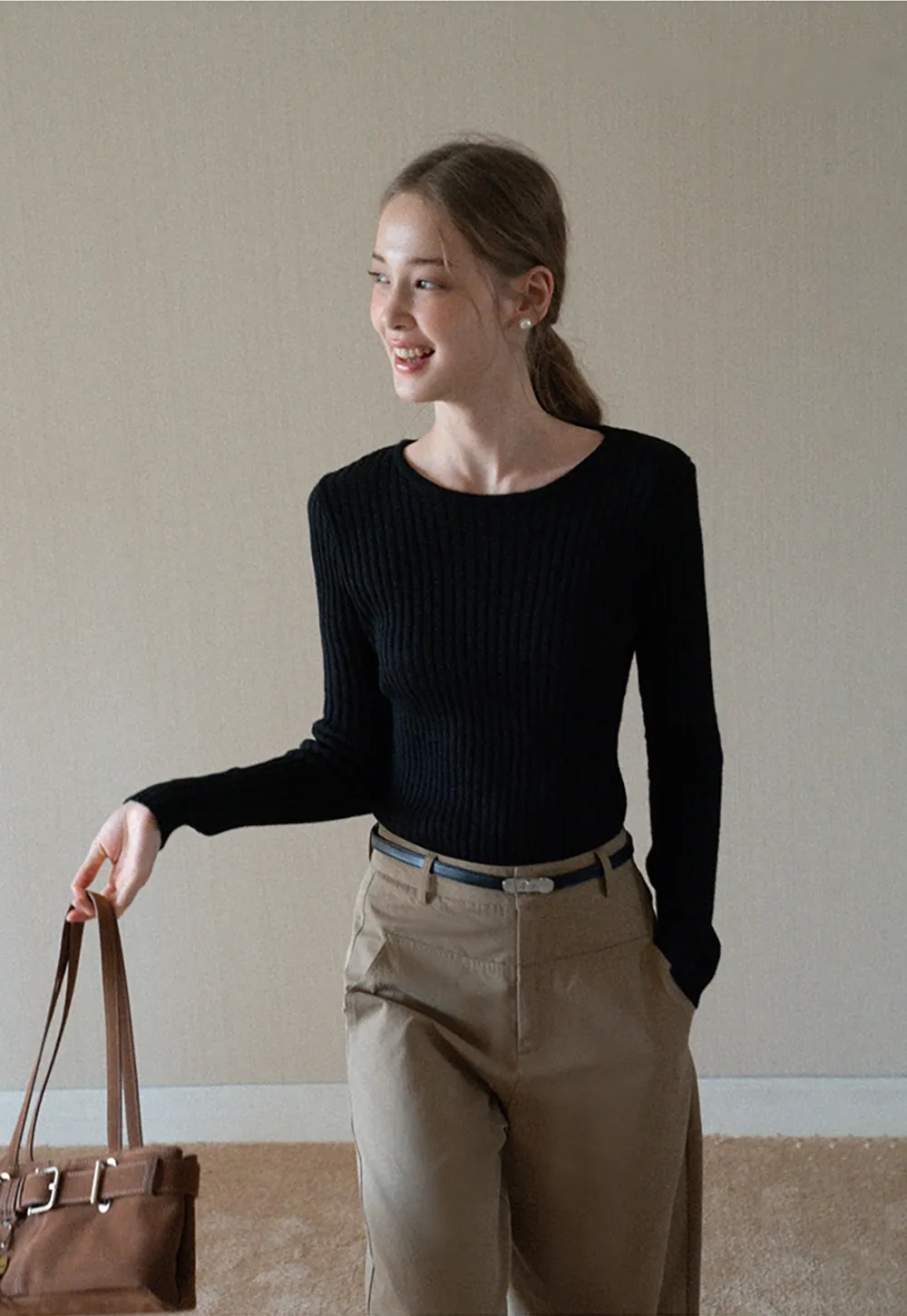 Womens Ribbed Crew Neck Long Sleeve Knit Top