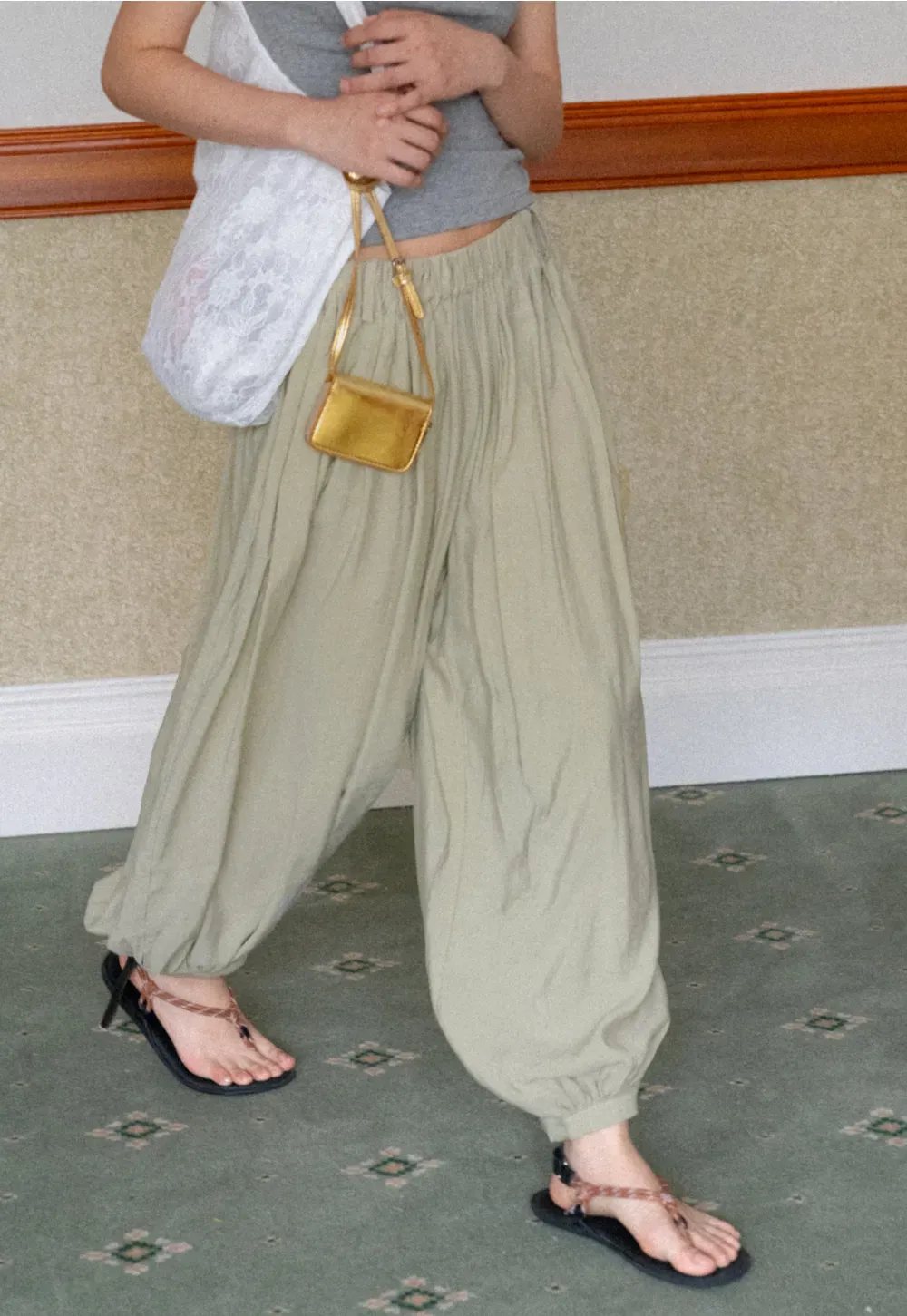 Loose Fit Elastic Waist Wide Leg Pants