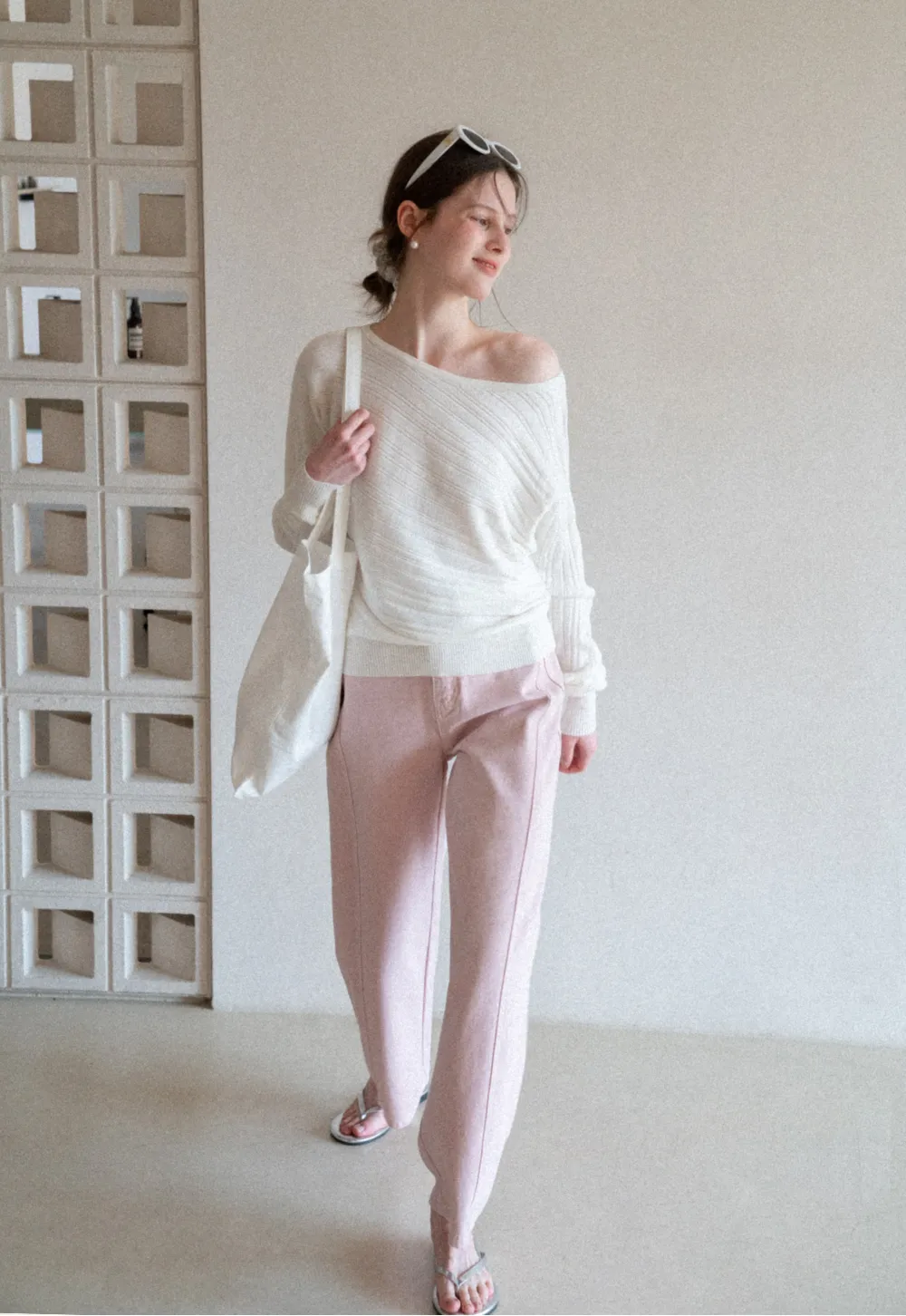 Ribbed knit sweater with wide neckline and long sleeves