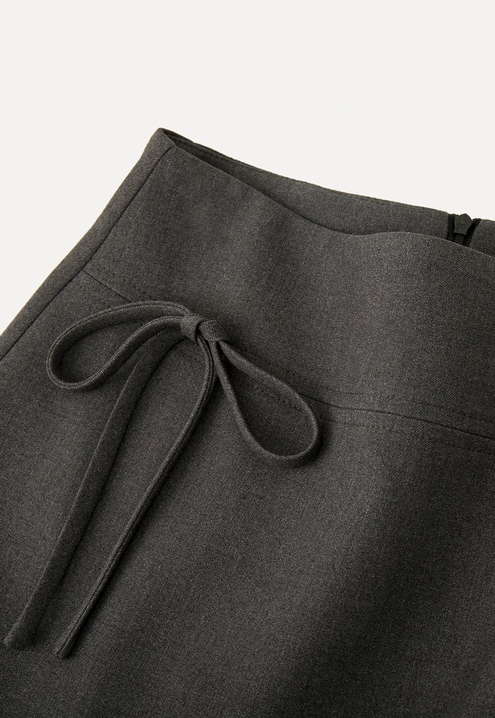 A-line mini skirt with front zipper closure