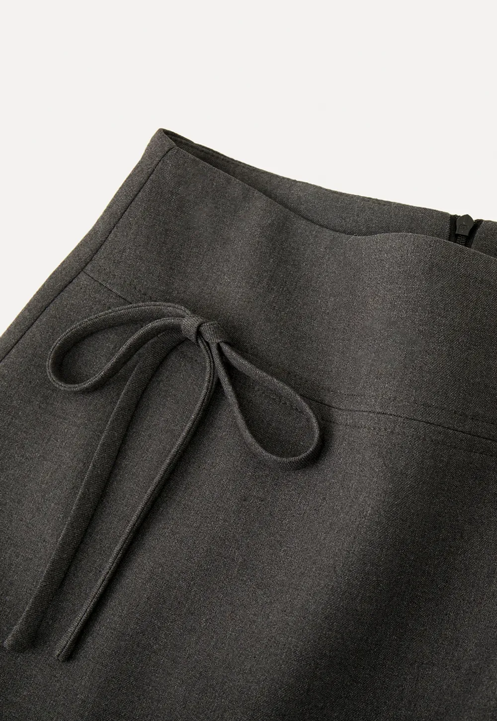 A-line mini skirt with front zipper closure