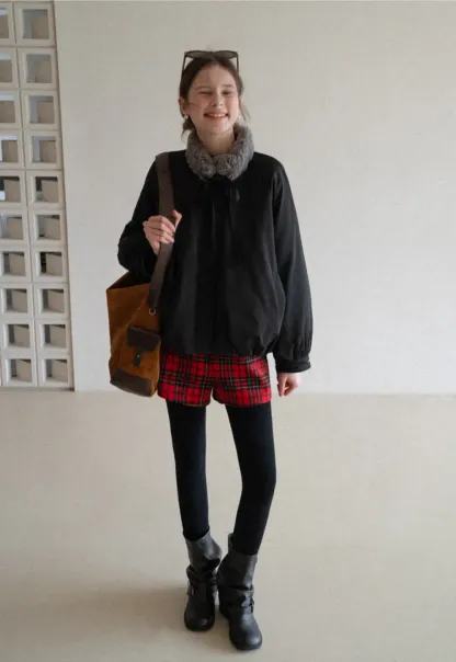 High waist plaid shorts with front pocket design