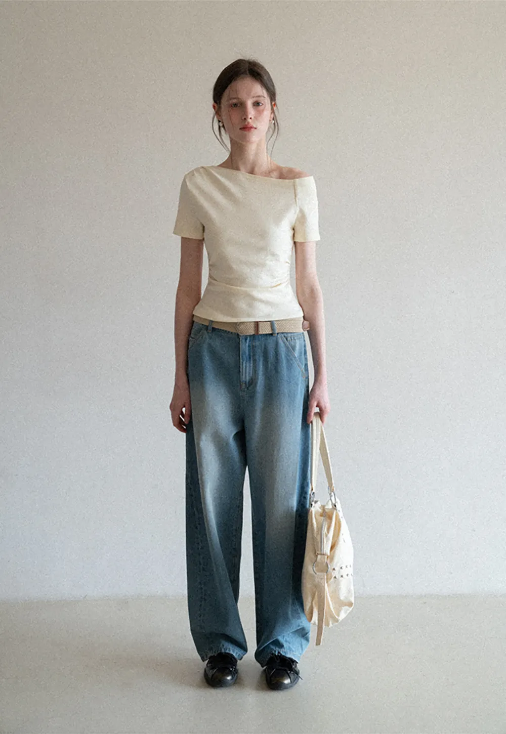 Off shoulder short sleeve fitted t shirt