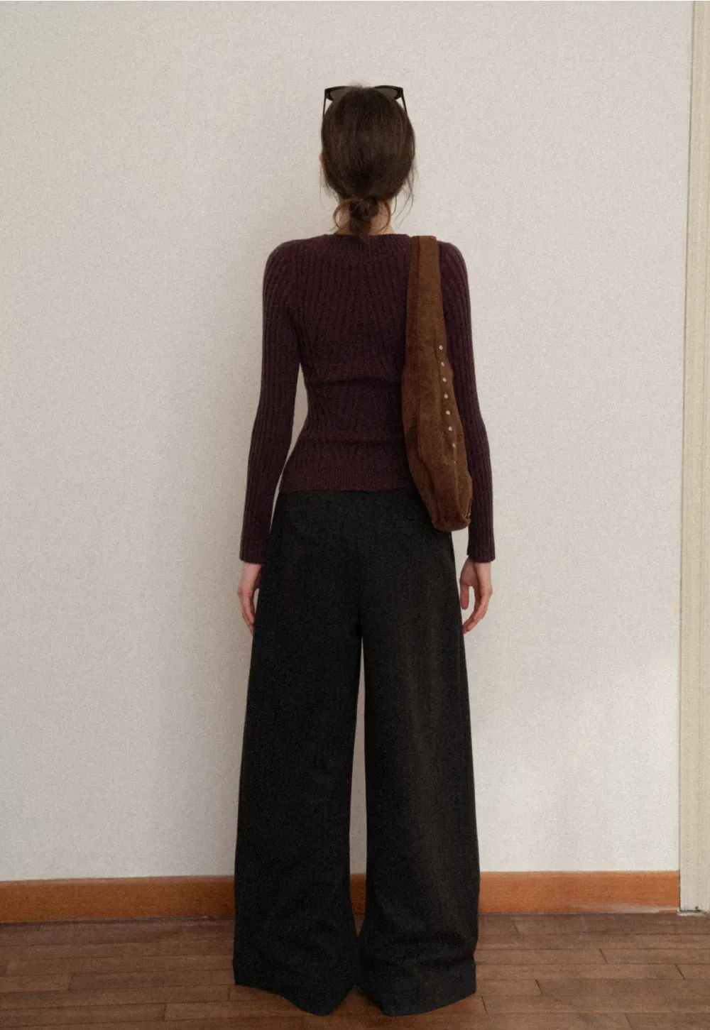 Elegant Ribbed Knit Sweater with V-Neck Design