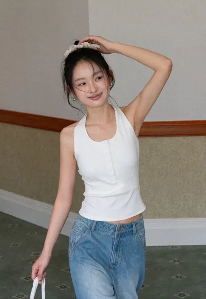 Sleeveless Halter Neck Top with Front Placket