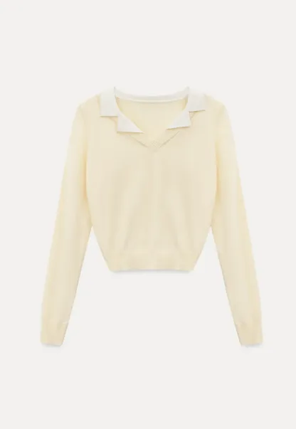 V Neck Knit Sweater with Contrast Collar