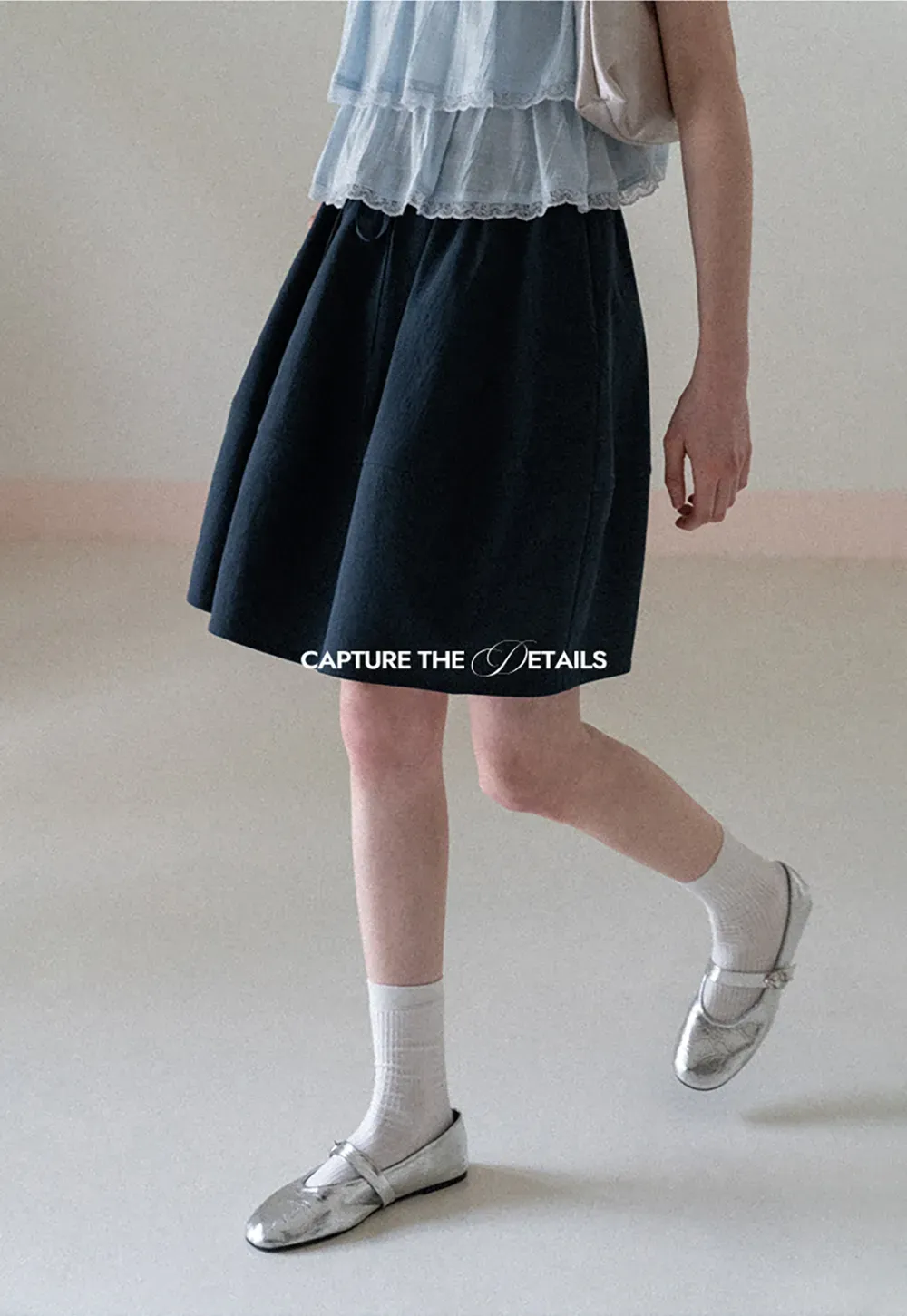 A-line skirt with drawstring waist and layered hem