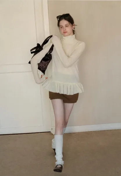 floral dot long sleeve top with ruffle hem