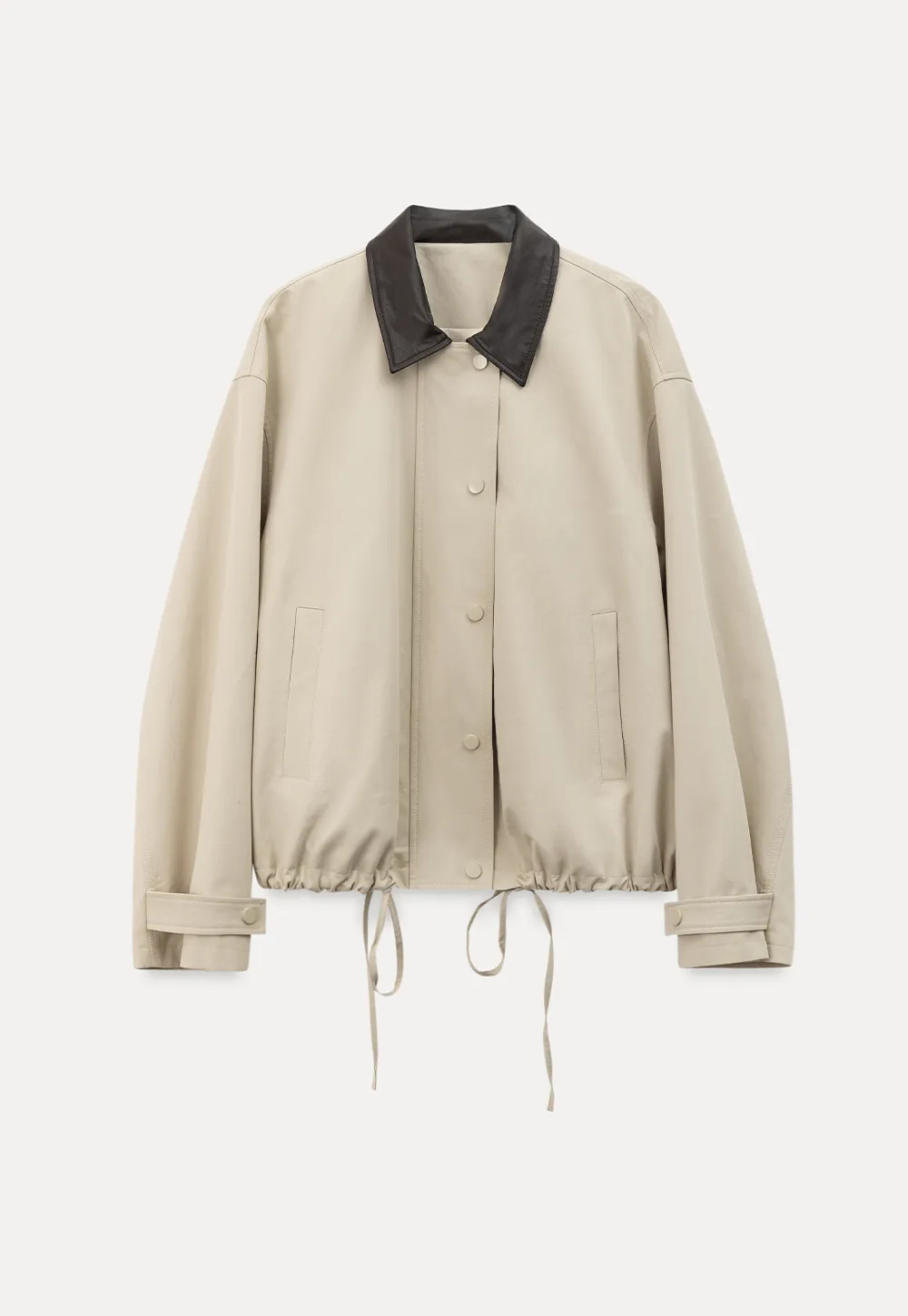 Short jacket with contrast collar and front buttons