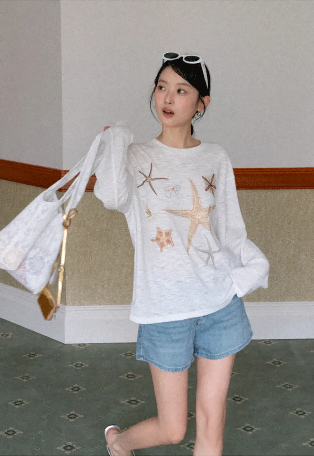 Long sleeve T shirt with starfish embroidery