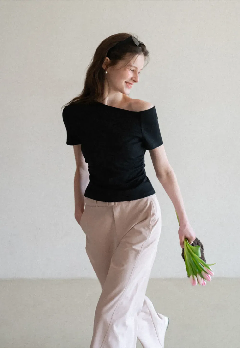 Off shoulder short sleeve fitted t shirt