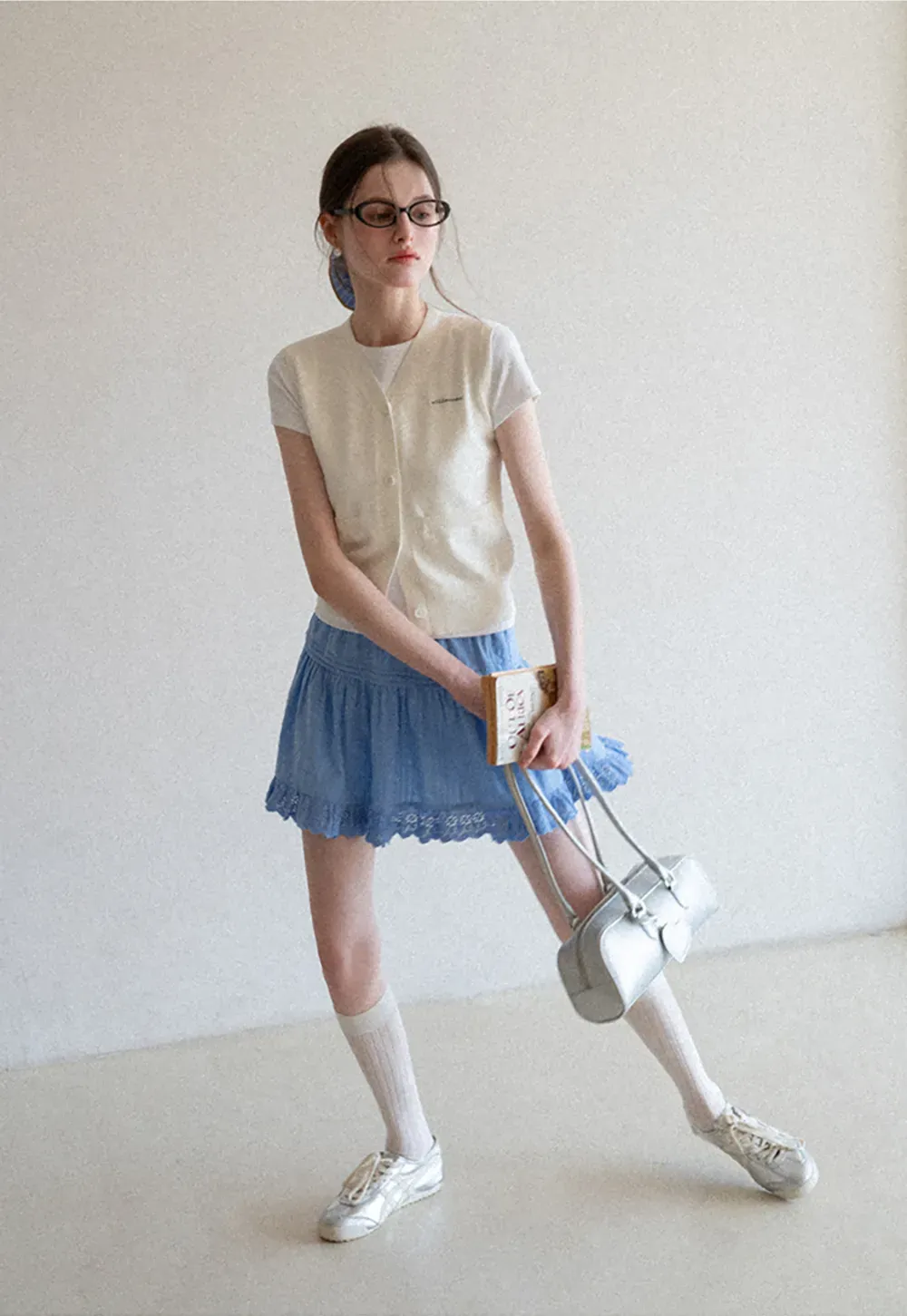 Knitted Vest with Button Closure and Embroidery