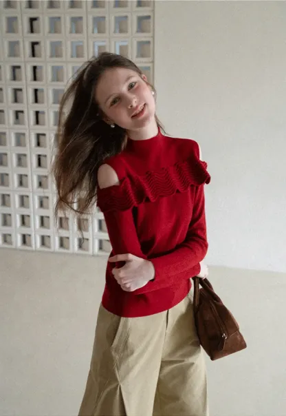 Elegant Off Shoulder Knit Sweater with Wave Detail