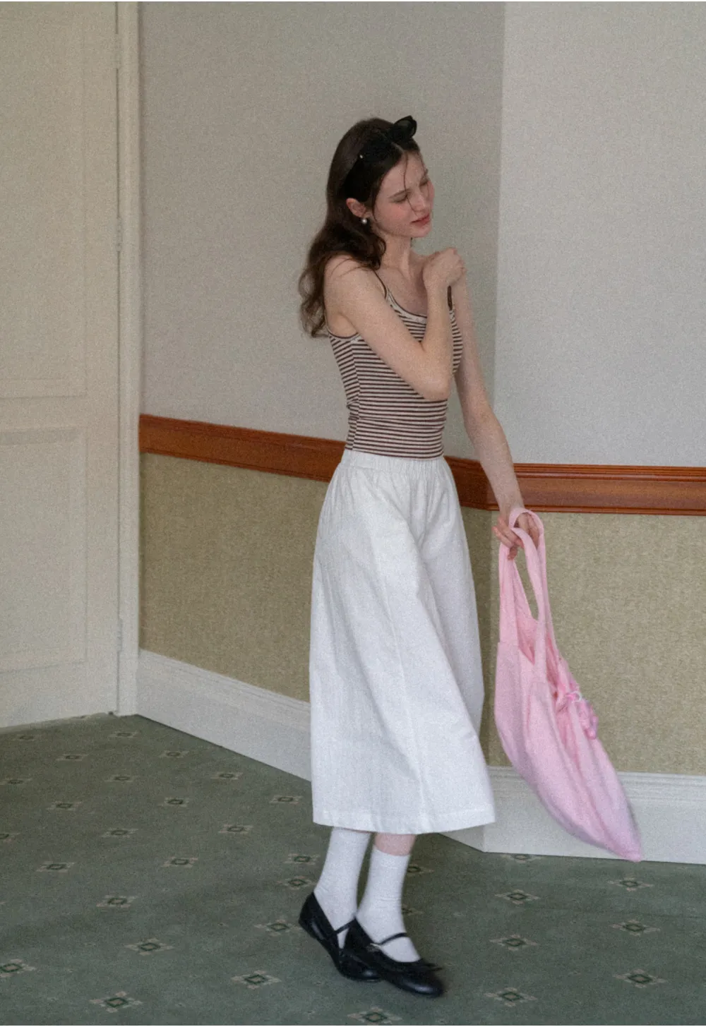 Wide Leg Cropped Casual Pants with Elastic Waist