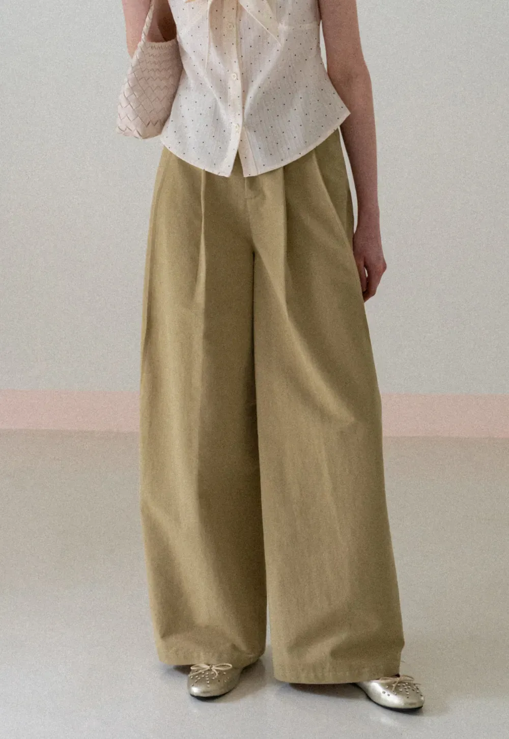 Wide Leg Pleated Casual Pants